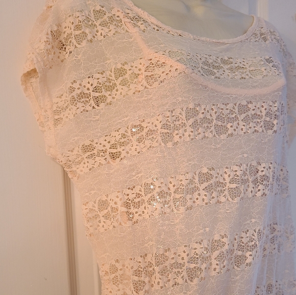 Eyelash Couture Sparkling Lace Top - Picture 7 of 11